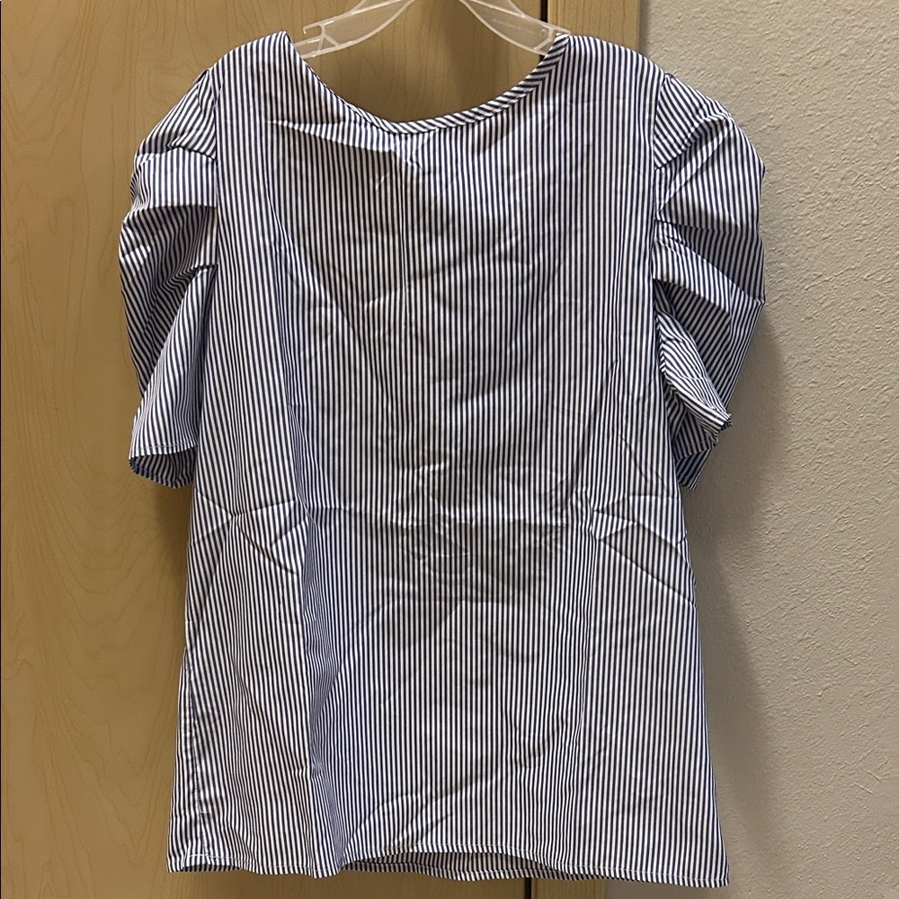 Striped Puff-Sleeve Women's Top - Blue & White